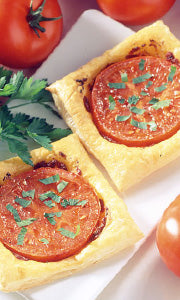 EASY ELEGANT TOMATO PIES